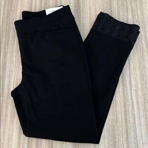NEW Chico’s Brigitte So Slimming Straight Leg Pant Crochet Ankle Black